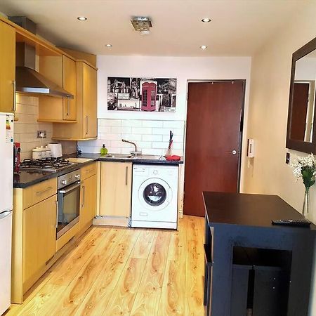 Comfortable Studio Flat Near Central Лондон Экстерьер фото